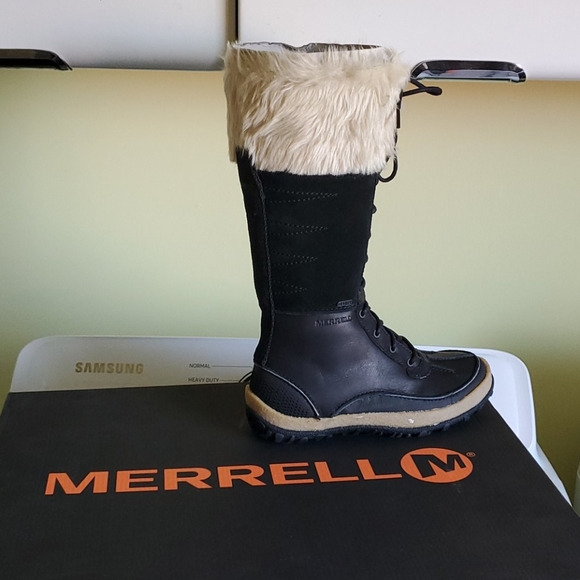 Merrell Boots - Picture 3 of 5